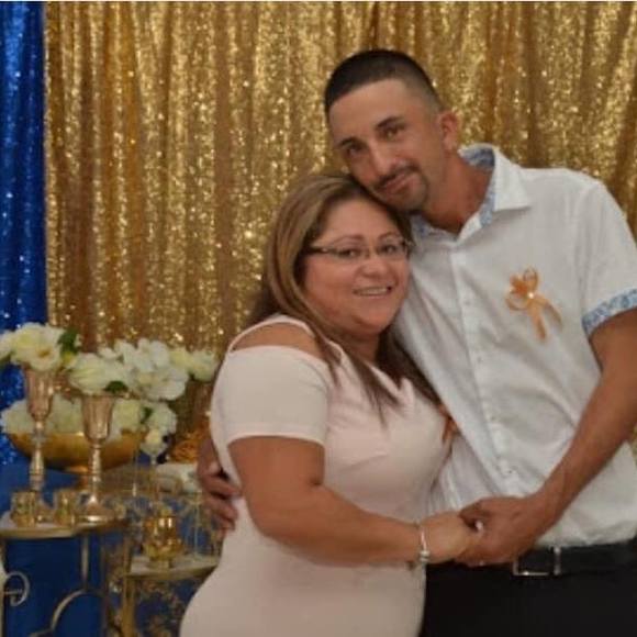 Meet your Posher, Lucia - Picture 1 of 1